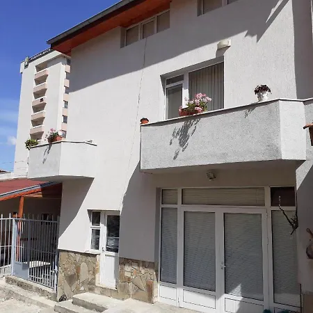 Holiday home Къща За Гости Тео
