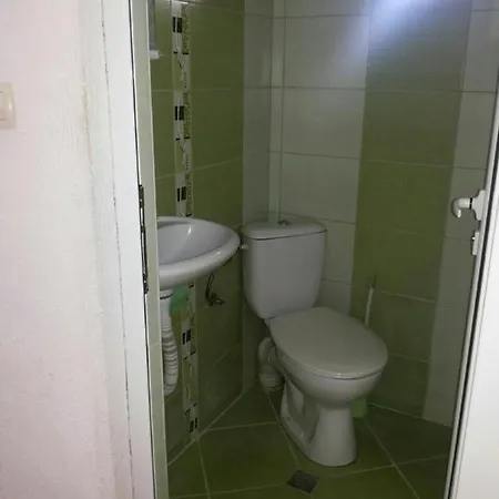 Holiday home Къща За Гости Тео Dospat